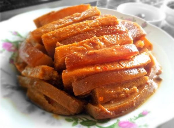 Taro Buckle Meat Stew