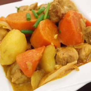 Curry Chicken w/ Potato & Carrot