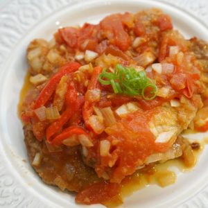 Pork Chop w/ Tomato Sauce