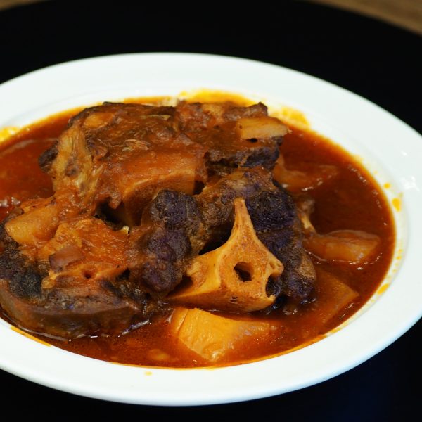 Braised OX-tail in Tomato Sauce
