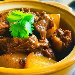 Braised Beef Brisket with Radish in Chu Hou Sauce